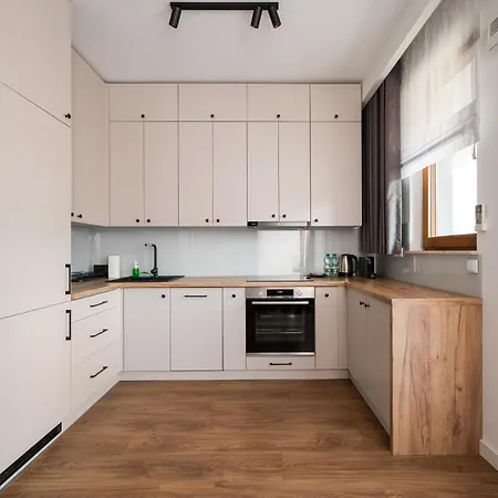 Wola Karolkowa Superior By Bookinghost Appartement *