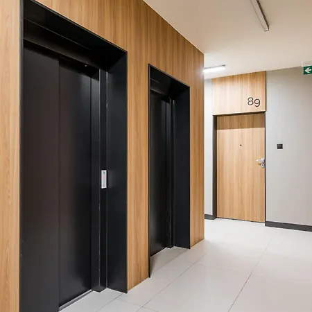 Wola Karolkowa Superior By Bookinghost Apartment Warsaw